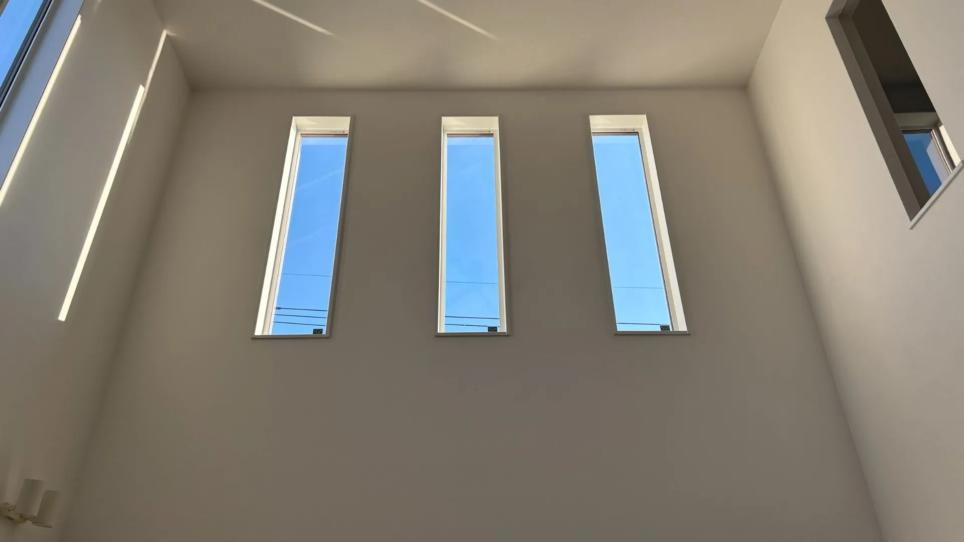 透明遮熱フィルム　GLAFIL【NS60】